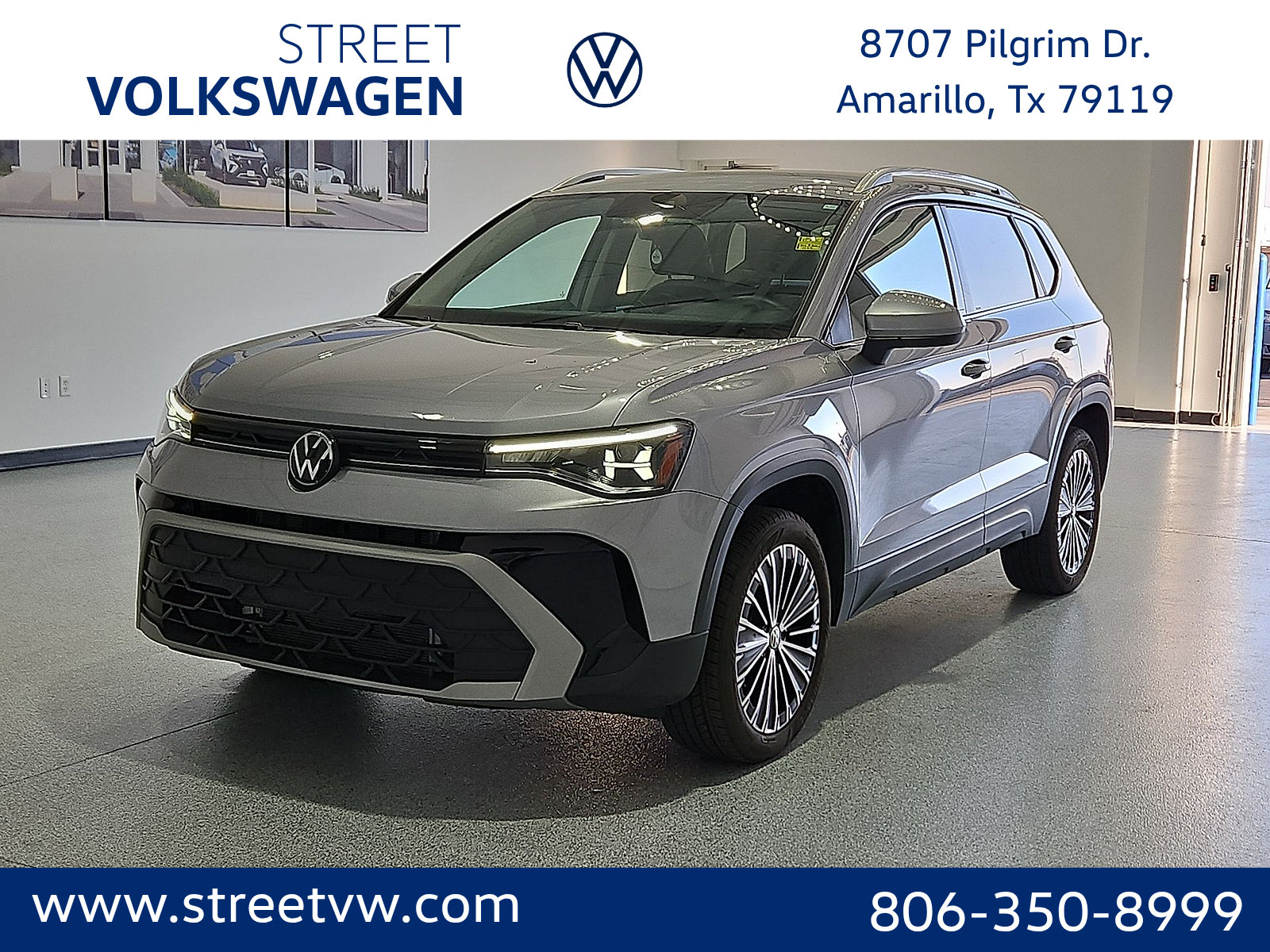 Certified 2025 Volkswagen Taos SE FWD image 1