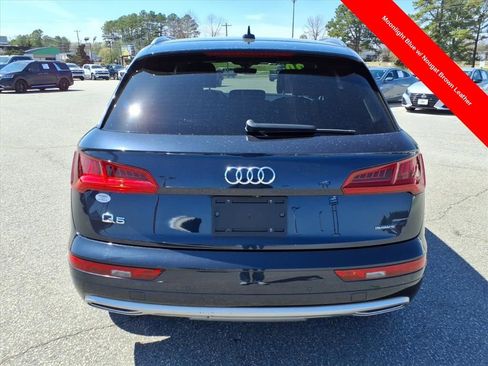 Used 2020 Audi Q5 2.0T Premium w/ Convenience Package image 4