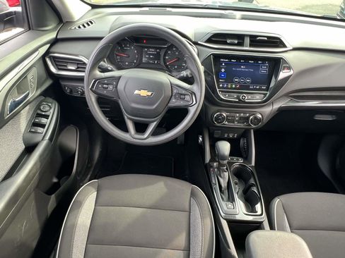 Certified 2023 Chevrolet TrailBlazer LT w/ Convenience Package image 13