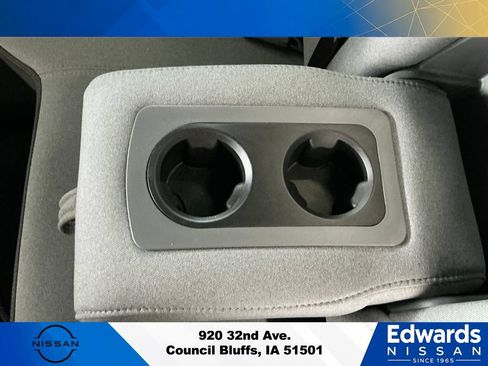 Used 2024 RAM 2500 Big Horn AWD/4WD image 14