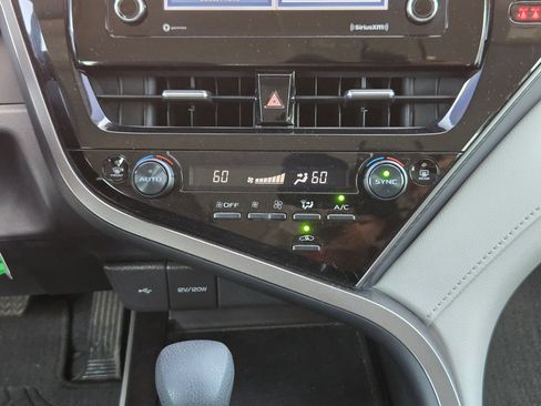 Used 2023 Toyota Camry LE FWD image 18