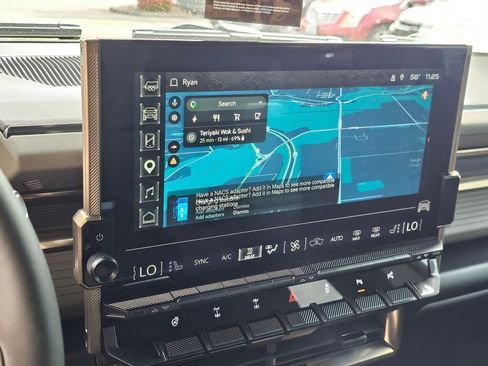 Used 2025 GMC Hummer EV 3X w/ Extreme Off-Road Package image 34