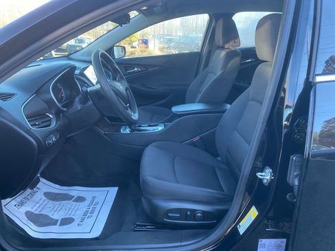 Used 2023 Chevrolet Malibu LS image 11