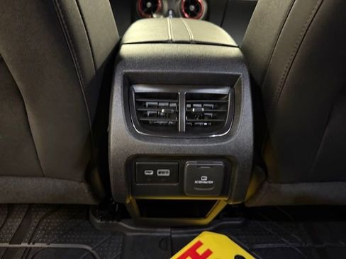 Used 2019 Chevrolet Blazer RS image 17