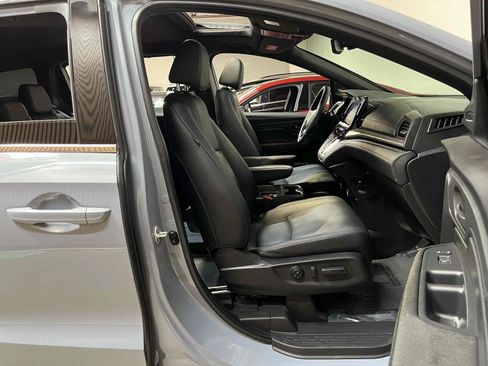 Used 2023 Honda Odyssey Sport image 40
