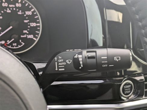 Used 2023 Nissan Pathfinder Platinum w/ Black Appearance Package image 33