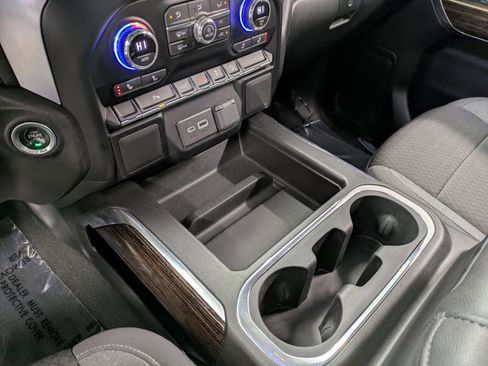 Used 2022 GMC Sierra 1500 Elevation image 13