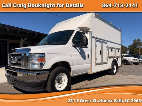 Used 2022 Ford E-350 and Econoline 350 Super Duty w/ Power Windows & Locks Group RWD image 1