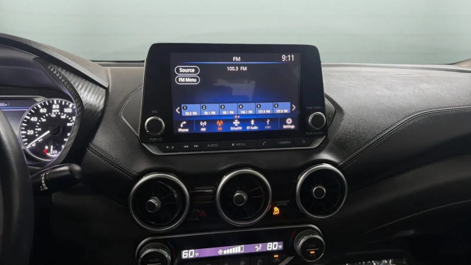 Used 2021 Nissan Sentra SV FWD image 14