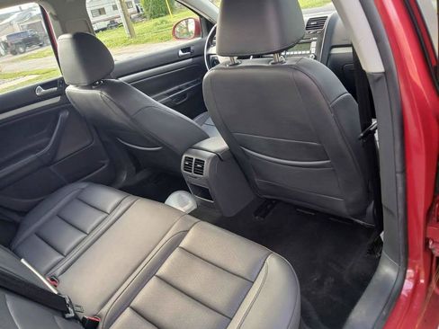 Used 2008 Volkswagen Jetta SEL FWD image 10