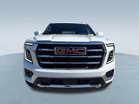 New 2026 GMC Yukon Elevation image 2