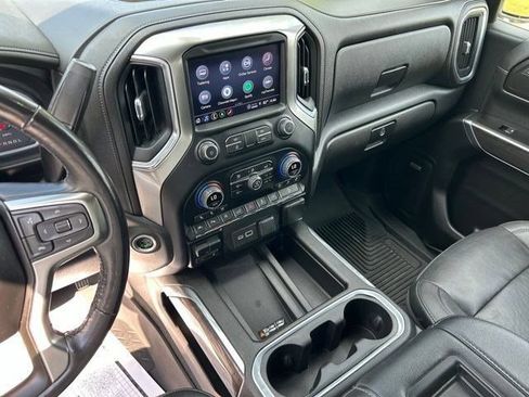 Used 2021 Chevrolet Silverado 1500 LTZ w/ Technology Package AWD/4WD image 23