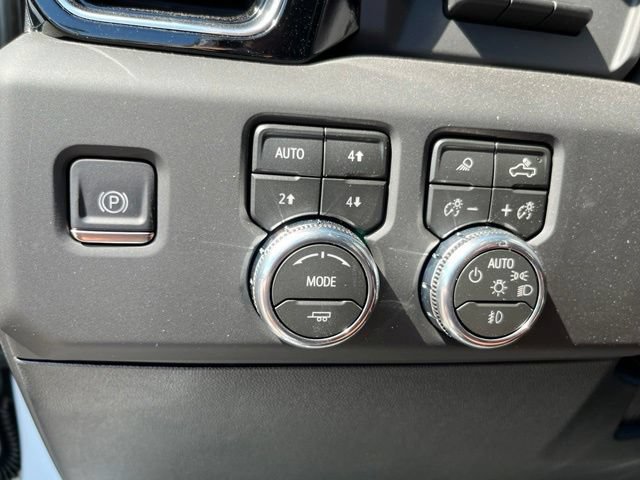 New 2026 GMC Sierra 2500 Denali Ultimate AWD/4WD image 24