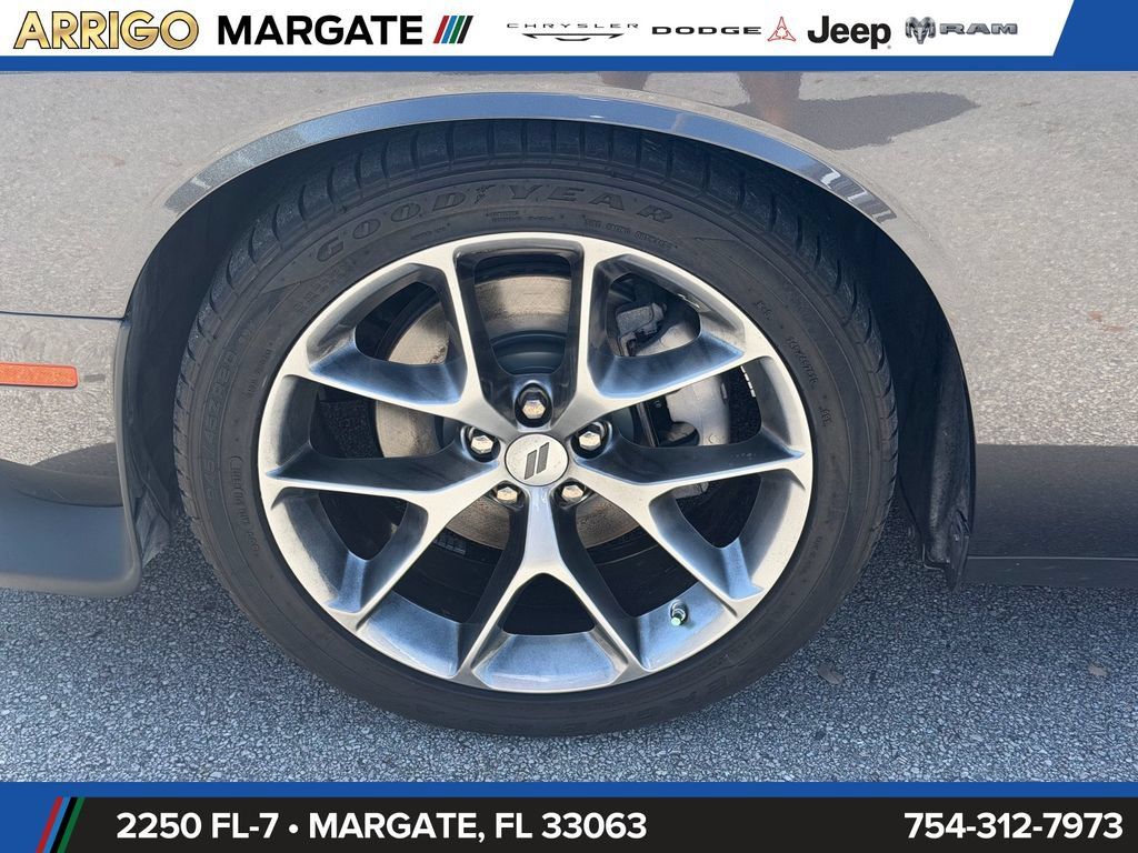 Certified 2023 Dodge Challenger GT RWD image 16