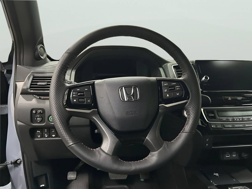 Certified 2026 Honda Ridgeline Black Edition image 12