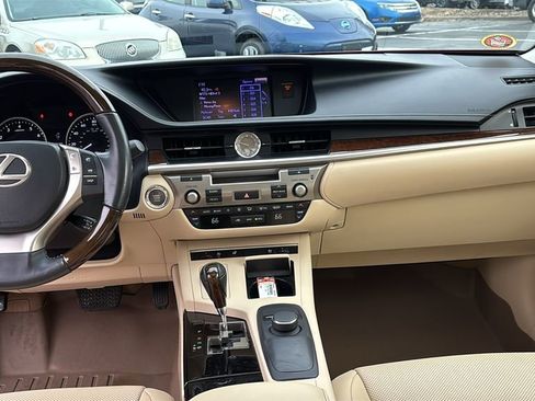 Used 2014 Lexus ES 350 w/ Premium Package image 12