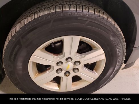 Used 2009 Chevrolet Traverse LT image 2