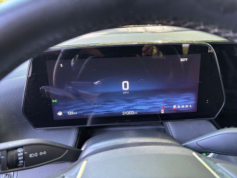 Used 2025 Chevrolet Equinox LT FWD image 40