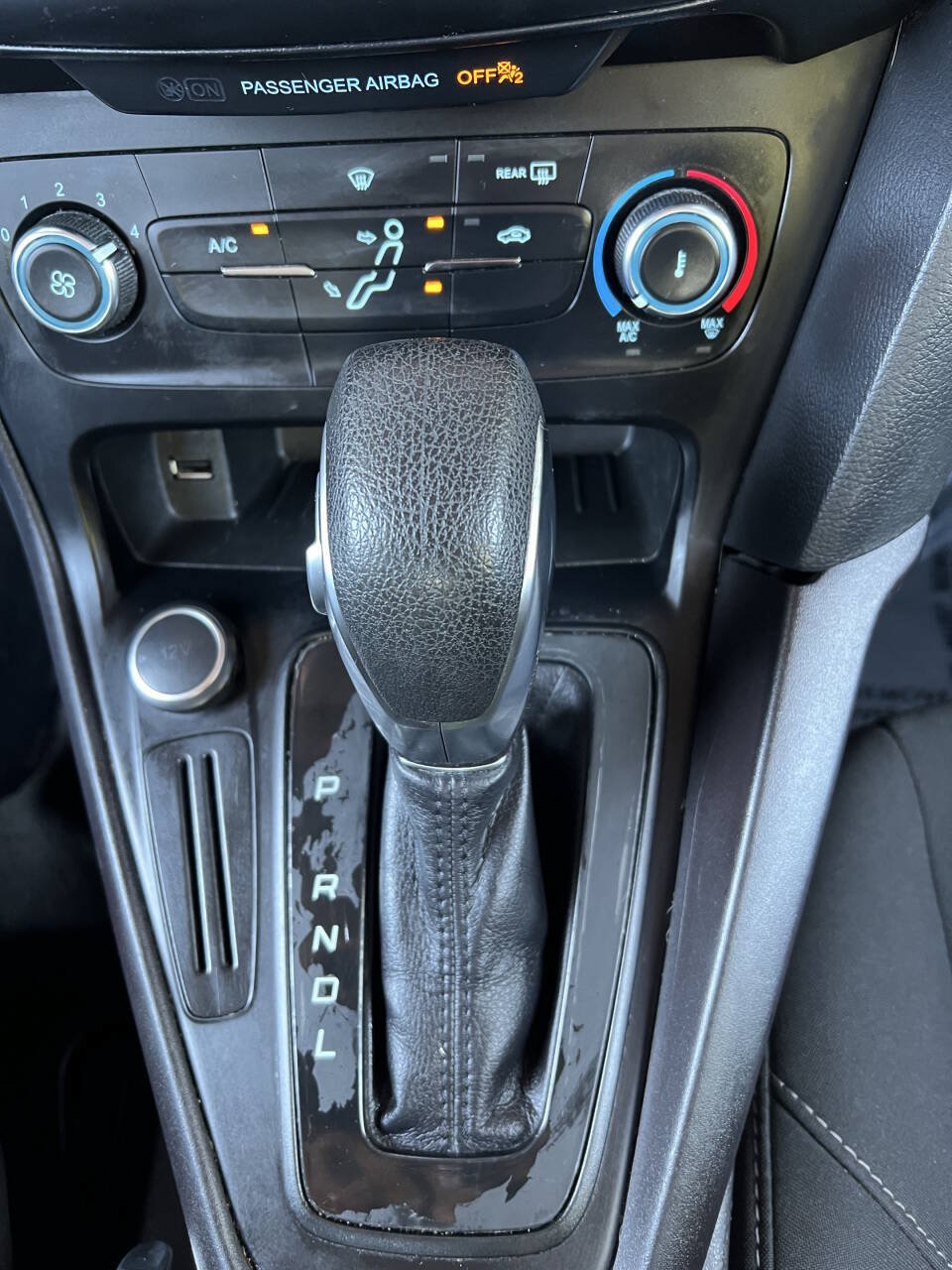Used 2017 Ford Focus SE FWD image 20