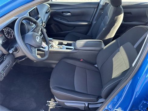 Certified 2025 Nissan Sentra SV image 17