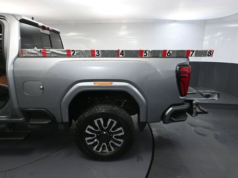 Used 2025 GMC Sierra 3500 Denali Ultimate image 47
