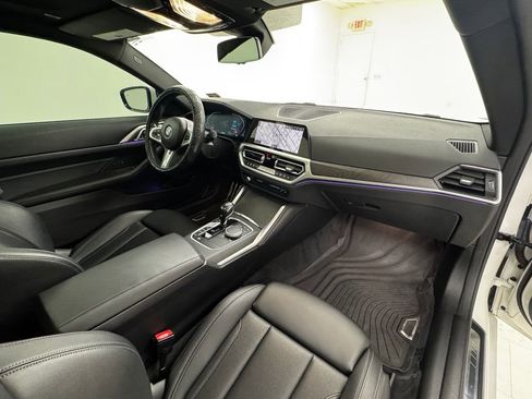 Used 2022 BMW 430i xDrive Coupe w/ M Sport Package image 16