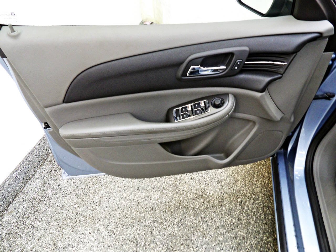 Used 2013 Chevrolet Malibu LS FWD image 7