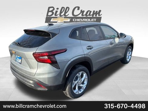 New 2026 Chevrolet Trax LS w/ LS Convenience Package image 33