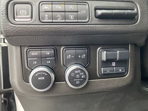 Used 2022 GMC Yukon Denali w/ Max Trailering Package image 22