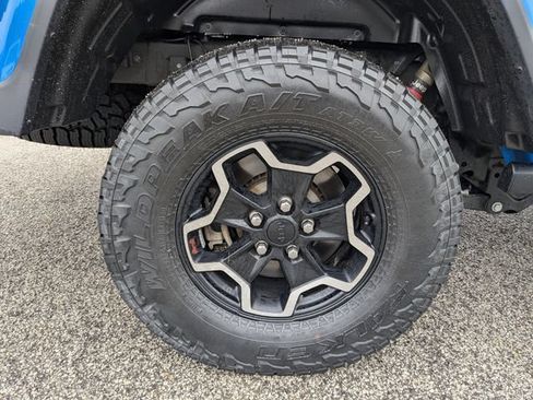 Used 2020 Jeep Gladiator Rubicon AWD/4WD image 11