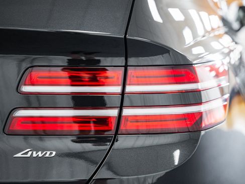 Used 2025 Genesis GV80 2.5T Prestige image 7