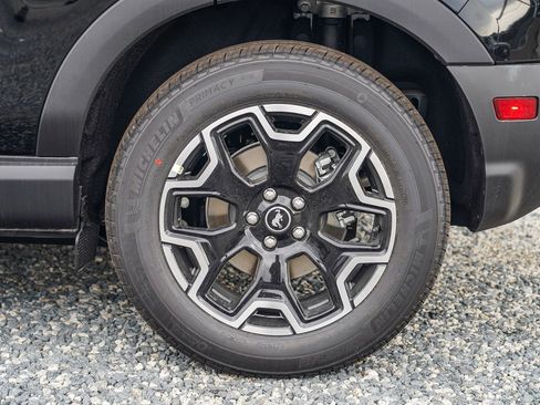New 2025 Ford Bronco Sport Outer Banks w/ Outer Banks Tech Package+ AWD/4WD image 11