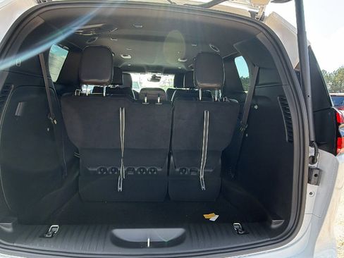 New 2026 Chrysler Pacifica Select image 13