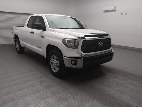 Used 2020 Toyota Tundra SR5 w/ SR5 Upgrade Package image 13