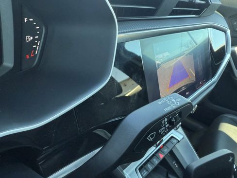 Used 2021 Audi Q3 2.0T Premium Plus w/ Premium Plus Package image 26