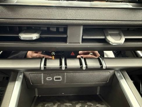 New 2026 Chevrolet Colorado Trail Boss AWD/4WD image 35