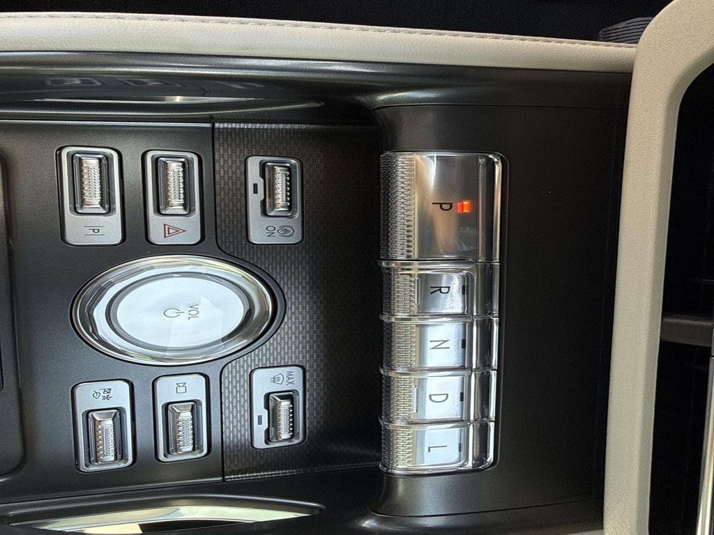 New 2026 Lincoln Nautilus Premier AWD/4WD image 29