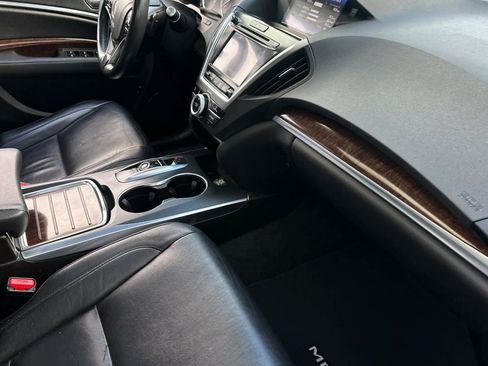 Used 2018 Acura MDX FWD image 19