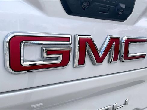 Certified 2024 GMC Sierra 3500 Denali w/ Denali Reserve Package image 30