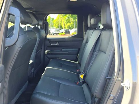 Used 2024 Toyota Tacoma 4x4 Double Cab image 16