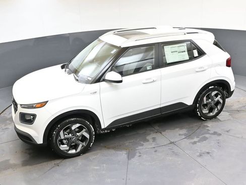 New 2026 Hyundai Venue SEL image 47