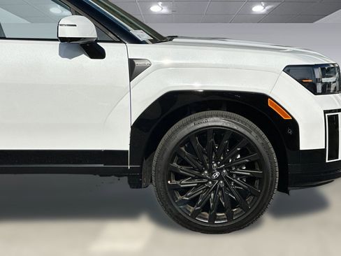 Used 2025 Hyundai Santa Fe Calligraphy image 36