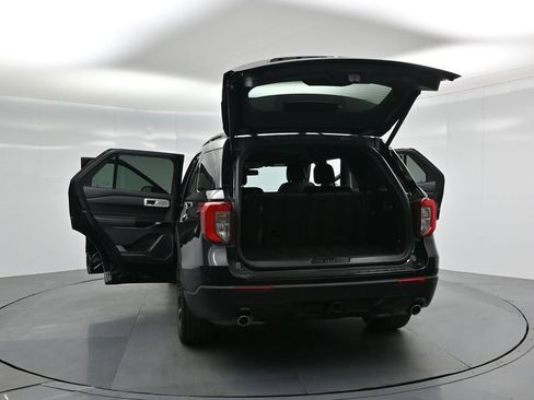 Certified 2022 Ford Explorer ST-Line w/ Class IV Trailer Tow Package image 35