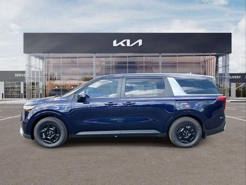 New 2026 Kia Carnival image 5