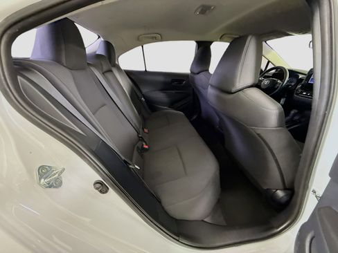 Used 2022 Toyota Corolla LE image 26