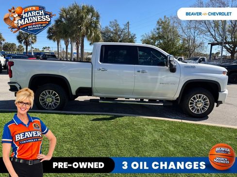 Used 2022 Chevrolet Silverado 3500 High Country w/ Z71 Off-Road Package image 3