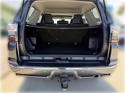 Used 2021 Toyota 4Runner Limited AWD/4WD image 8