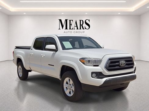Used 2021 Toyota Tacoma SR5 RWD image 7