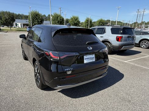 New 2026 Honda HR-V EX-L image 8