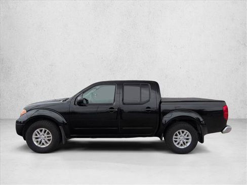 Used 2017 Nissan Frontier SV w/ SV Value Truck Package RWD image 9